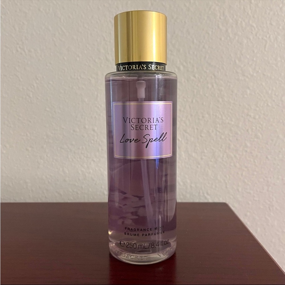 Victoria’s Secret Love Spell Fragrance Mist